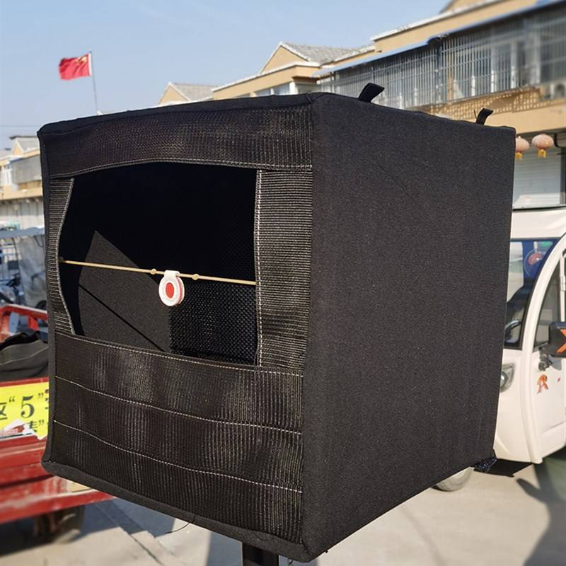 Heaved and folded target box (two-layered hard-floor)